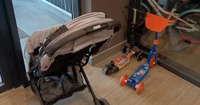 Просим не оставлять вещи в подъездах